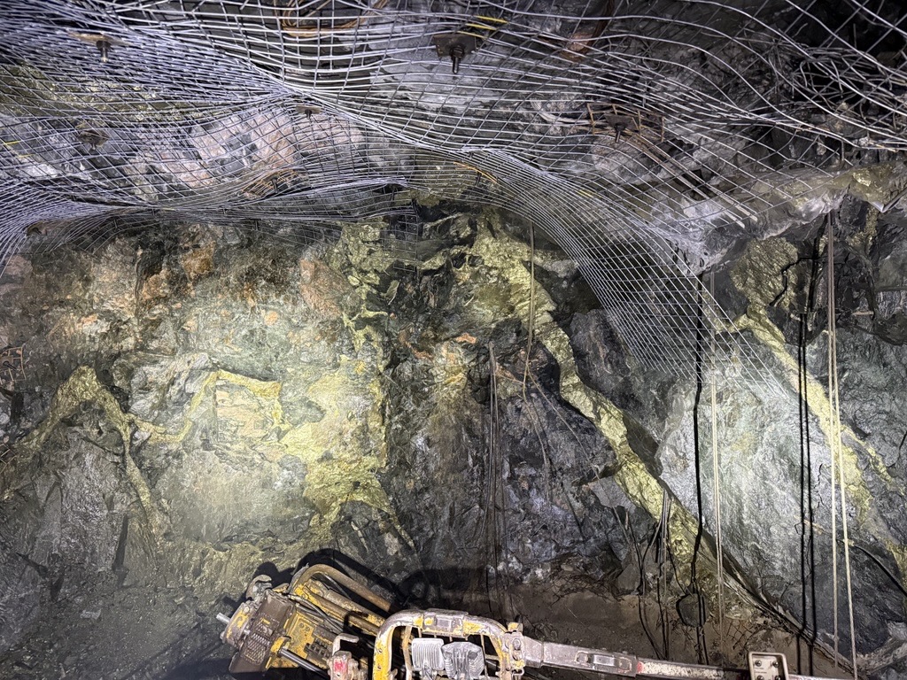 Magna Mining Announces Initial Mineral Reserves for the McCreedy